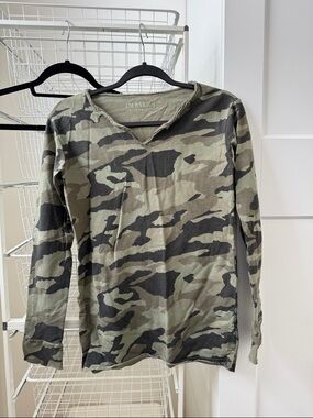Camo Long Sleeve Tee - Olive Green